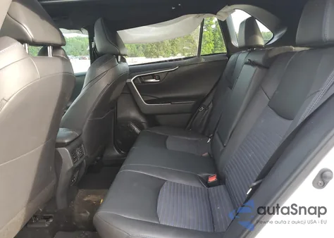 2019 Toyota Rav4 Xse z USA, uszkodzony, nr VIN 2T3EWRFV2KW003413